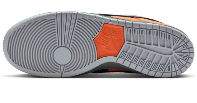 Nike SB Dunk Low Pro 'Muni Fast Pass' – Safety Orange & Baroque Brown