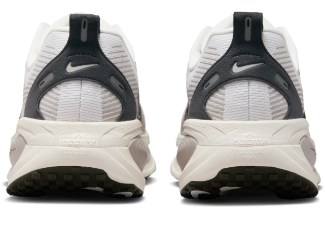 Nike Vomero 18 'Run Pack Summit White' IB5726-100