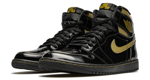 Air Jordan 1 Retro High OG Black / Metallic Gold