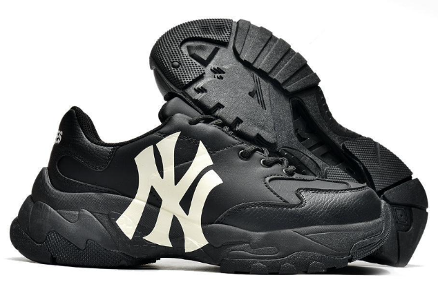 MLB Big Ball x Chunky 'New York Yankees' Sneakers - Black