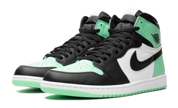Air Jordan 1 Retro High OG Green Glow – White / Black / Green