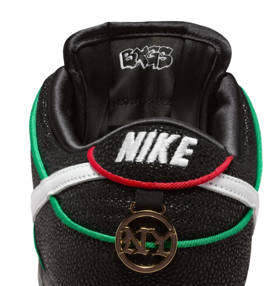 Nike SB Dunk Low Pro QS 'Black / White / Challenge Red'