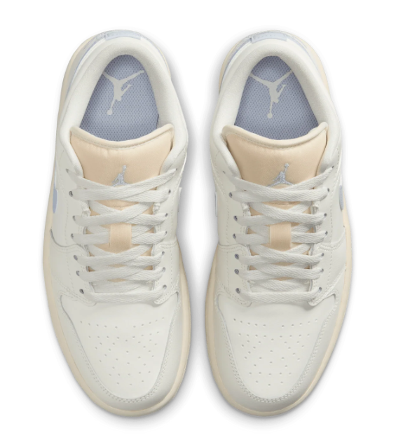 Women's Air Jordan 1 Low “Ghost” – Cream & Pale Blue