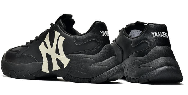 MLB Big Ball x Chunky 'New York Yankees' Sneakers - Black