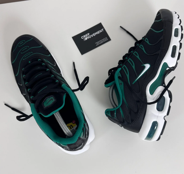 Nike Air Max Plus TN 'Malachite' Sneakers – Black / Green / White